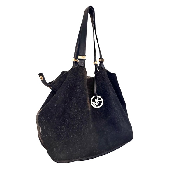 Michael Kors Camden Black Reversible Leather Tote with Gold Hardware GUC - Picture 6 of 10